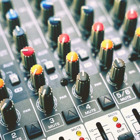 Portada para Luster Domain