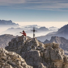 A Grand and Tender Horizon