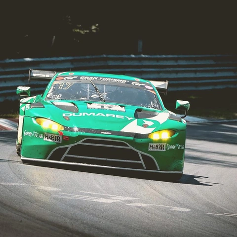 Coverbild für Shadow Heart