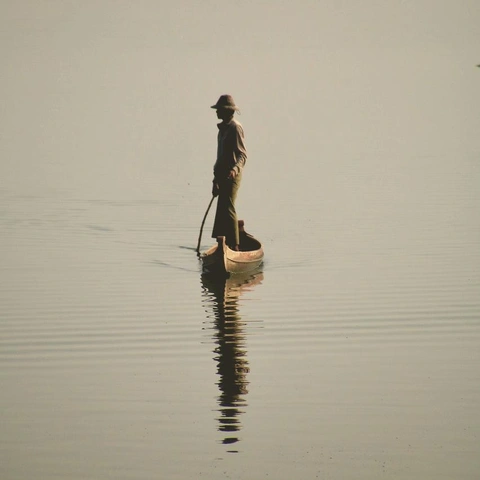 Pochette pour Distant Cities Quiet Skies